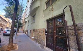 Cosy Apartman By The Castle