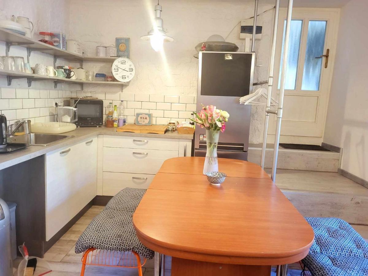 Apartament Cosy Apartman By The Castle Budapeszt Zewnętrze zdjęcie